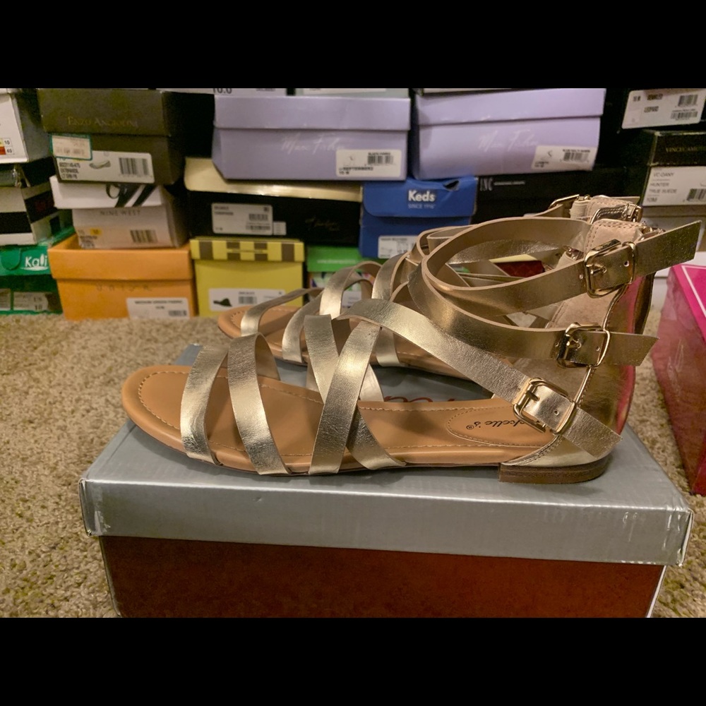 Breckelle Sandals